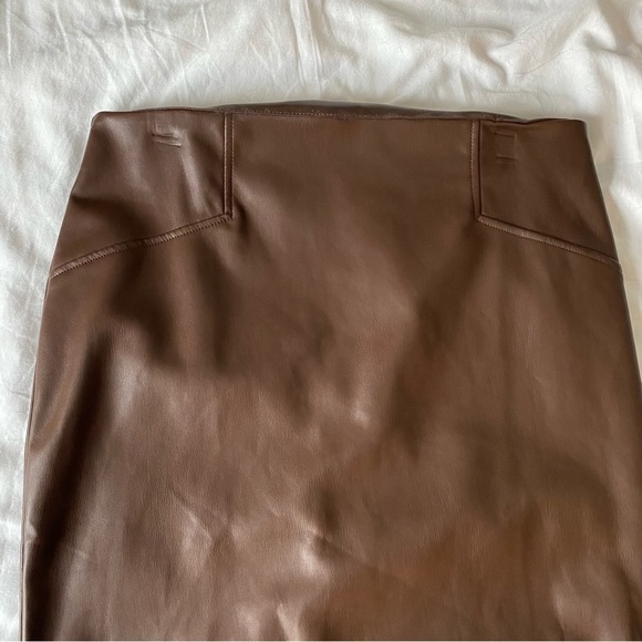 𝅺Shein brown pleather pencil skirt - Picture 5 of 6